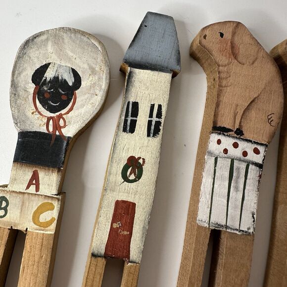 Primitive Handcrafted Wood Clothespins Set of 6 Folk Art Bears Sheep Pigs Decor - Picture 8 of 15
